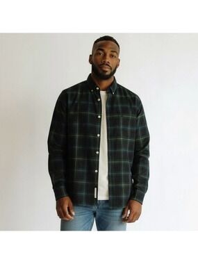 Etienne Aigner Vintage Men's 17 34/35 Green Plaid Long Sleeve Shirt
